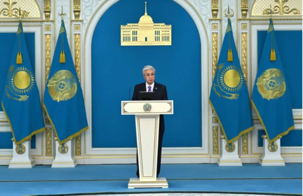 «Өнердің өрісі кең»: Мемлекет басшысы мәдениет және өнер қызметкерлерін марапаттады