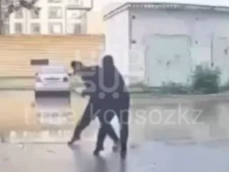 В Актобе мужчину задержали после драки из-за парковки