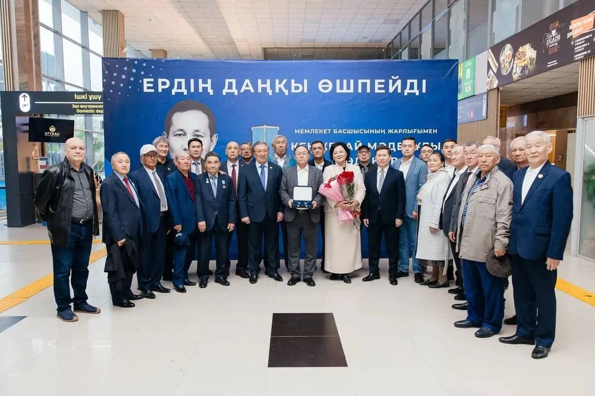 Кенжебай Мәденовке берілген тарихи марапат ел мерейін өсірді