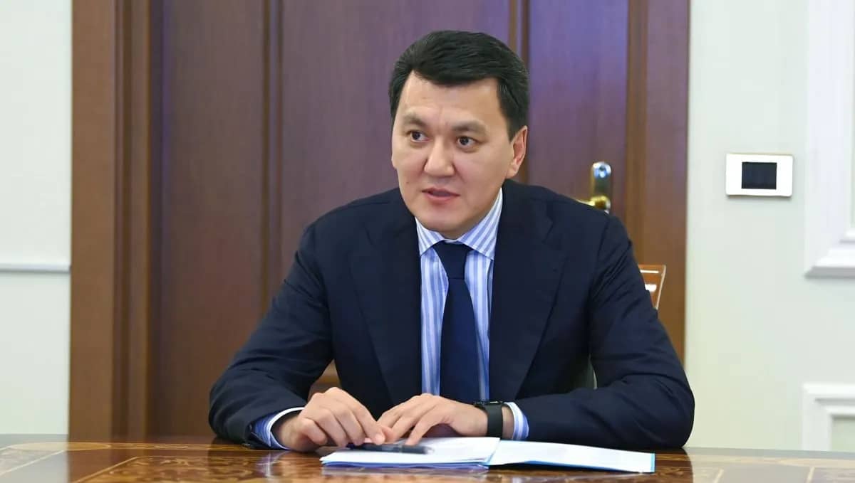     «Біз ауқымды өзгерістер кезеңіне қадам басып келеміз». Ерлан Қарин Тоқаевтың негізгі 9 үндеуін бөліп көрсетті
