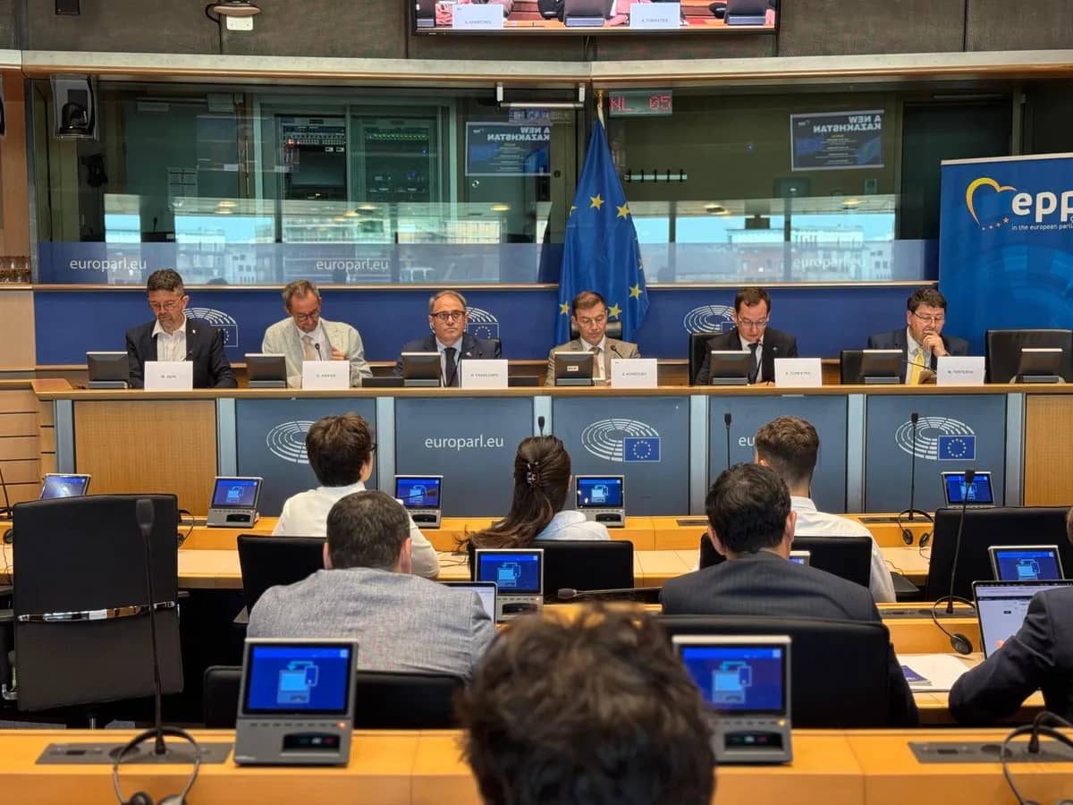 Еуропарламентте Қазақстанның саяси реформалар жолындағы жетістіктері туралы айтылды  