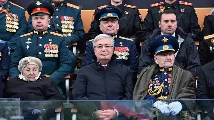Тоқаев Мәскеуге барады: Жеңіс күніне орай Путинмен кездеседі