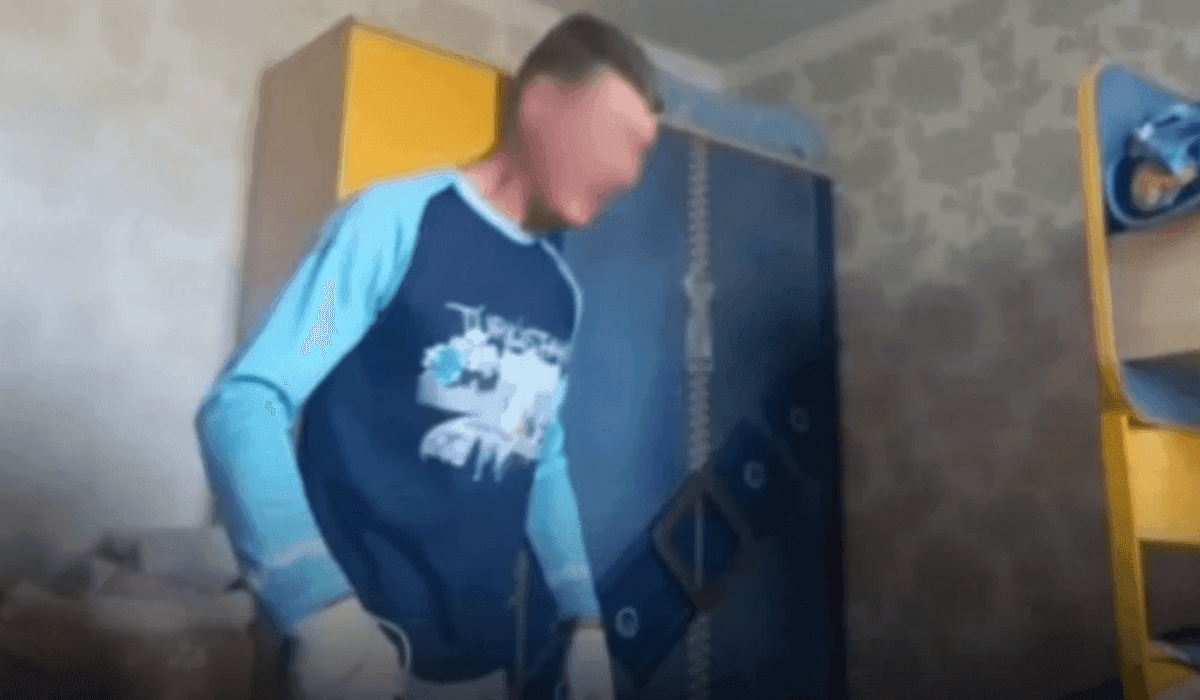 Шымкентте жасөспірім қыз өгей әкесінен зорлық-зомбылық көріп келген