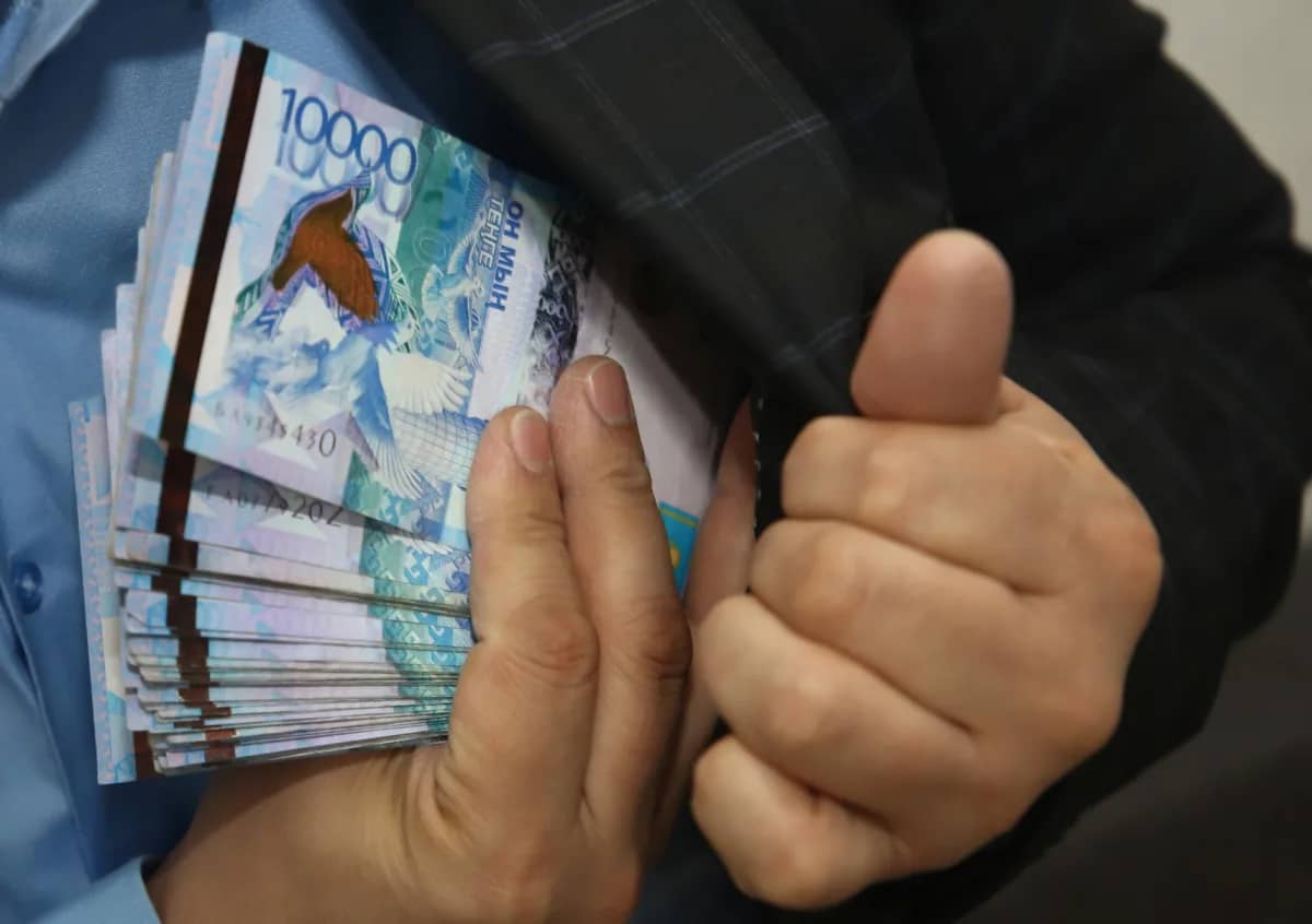 Кербұлақ аудандық білім бөлімі бюджеттің 34 млн теңгесін жымқырған