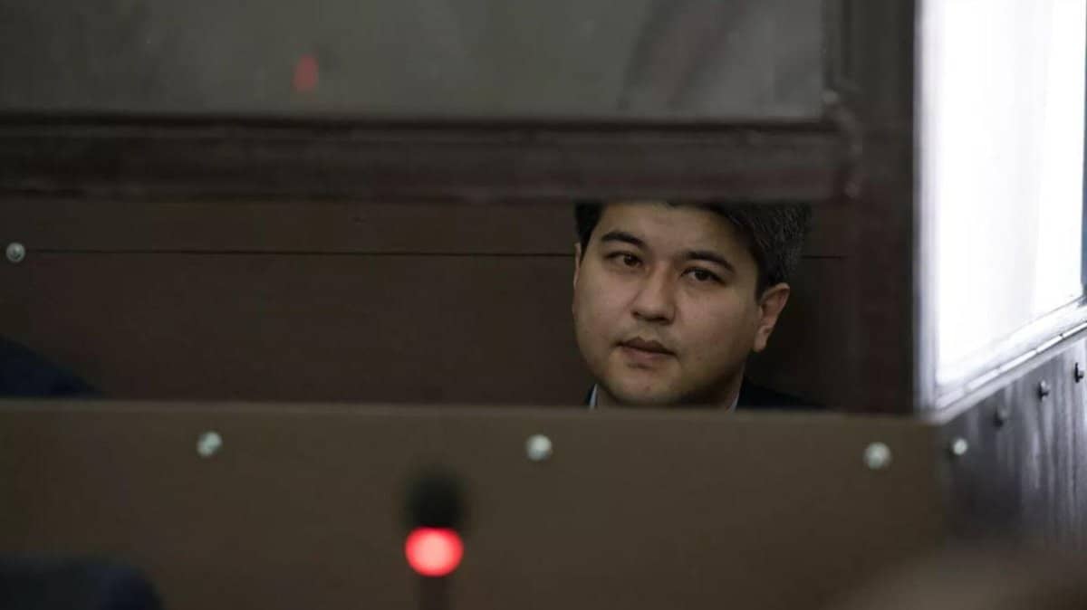 Адвокаты Бишімбаевты «абайсызда өлтіру» бабы бойынша соттауды сұрады