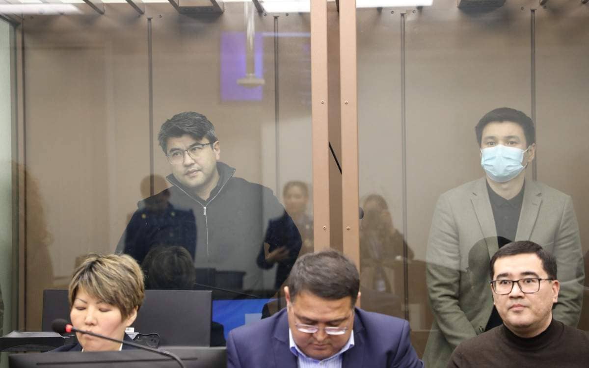 Бишімбаев ісі: Сот алқа билерді фото, видеоға түсіруге қатысты тергеу жүргізеді