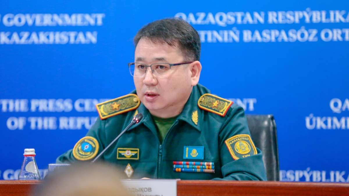 Тасқынға қарсы төселген құмқаптарды кім жинастырады – ТЖМ жауабы