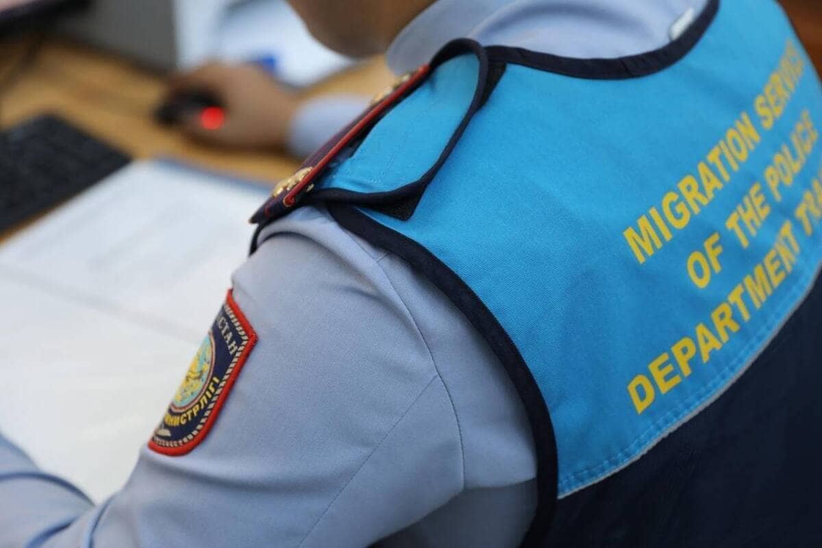 Түркістанда америкалық ерлі-зайыптыға 800 мың теңгеге жуық айыппұл салынды