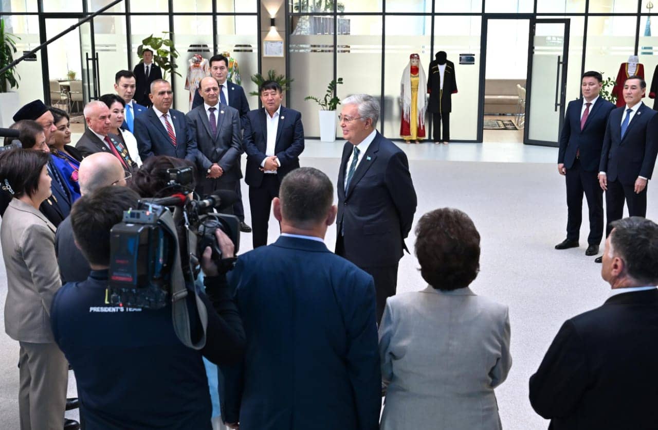 Президент түркістанда жаңадан бой көтерген «Достық үйінің» жұмысымен танысты