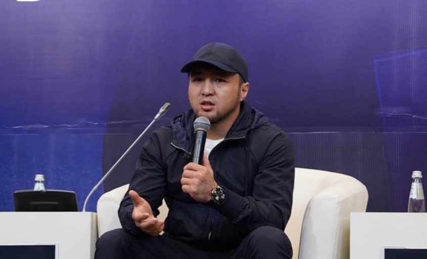 Чемпион болатынымды «мамам» ғана білді: Елдос Сметов Лондонға оқуға барады