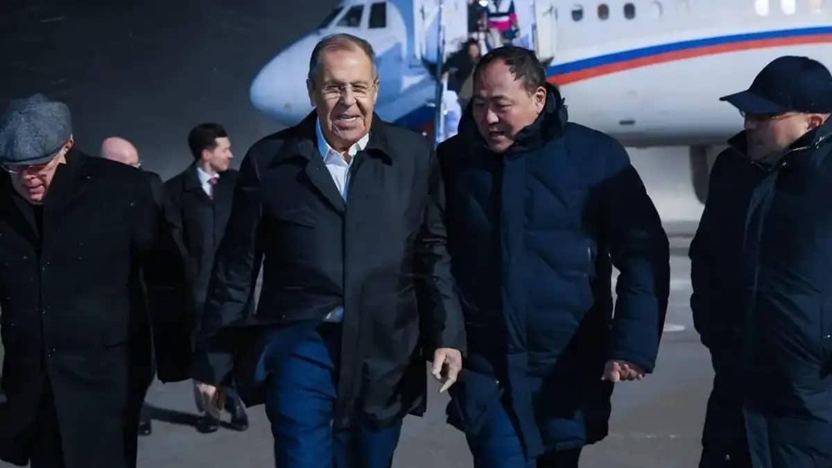 Лавров Астанаға жұмыс сапарымен келді