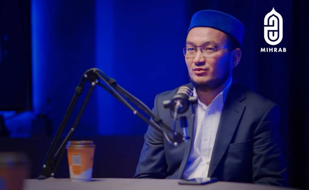 «Бір әйел алу-мұсылманшылдық емес»: уағыз айтқан ұстаз желіні шулатты (ВИДЕО)