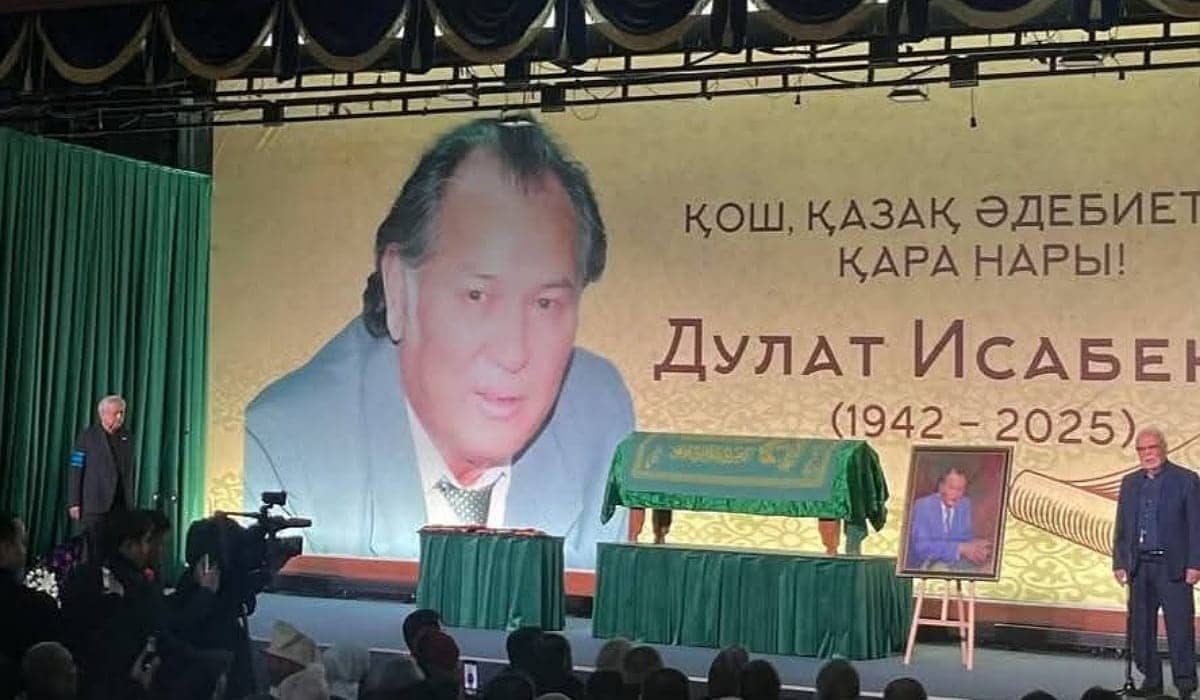 Қош, қазақ әдебиетінің қара нары: Алматы жұрты Дулат Исабековті ақтық сапарға шығарып салды