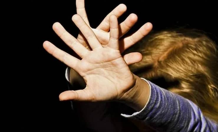 Балалардың анасымен де жүрген: жас қызды зорлап, үш ұлды қинаған педофил 21 жылға сотталды