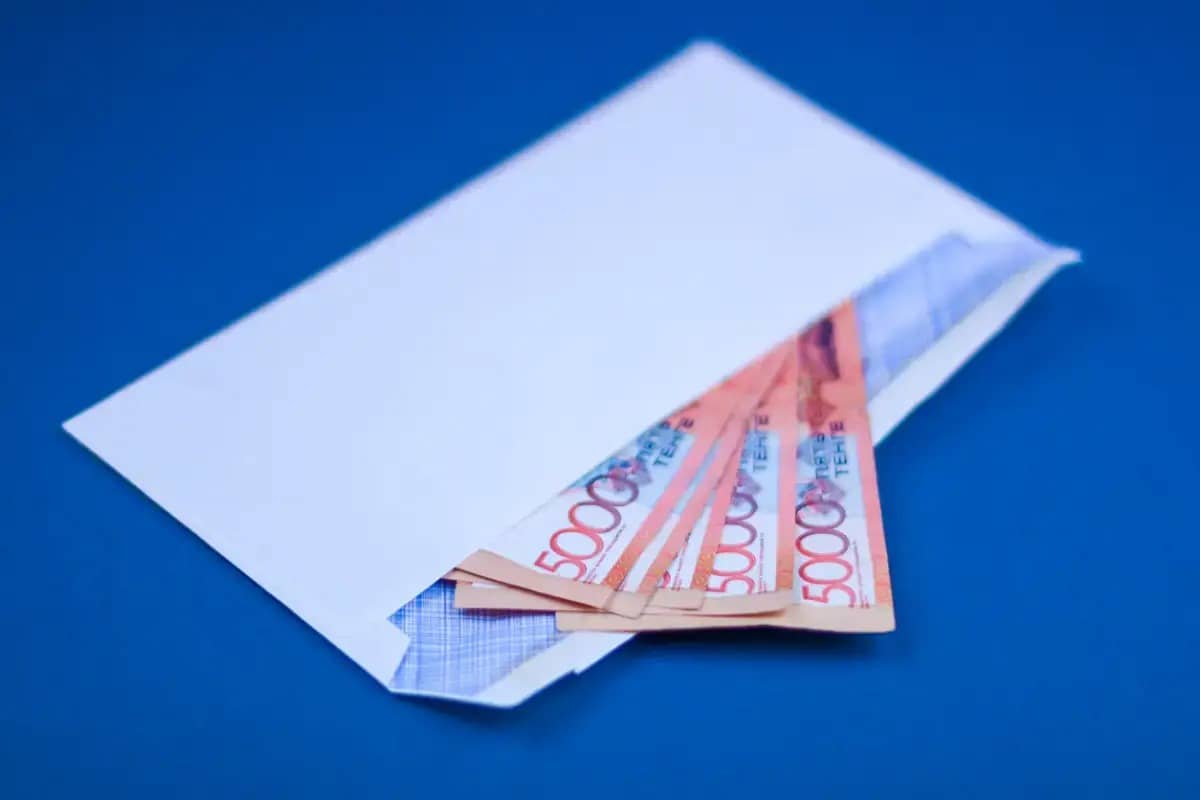 Жетісу облысында шенеунік 500 мың теңге пара алды деп күдікке ілінді