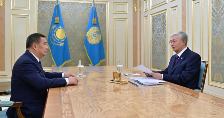Мемлекет басшысы Ақмола облысының әкімі Марат Ахметжановты қабылдады