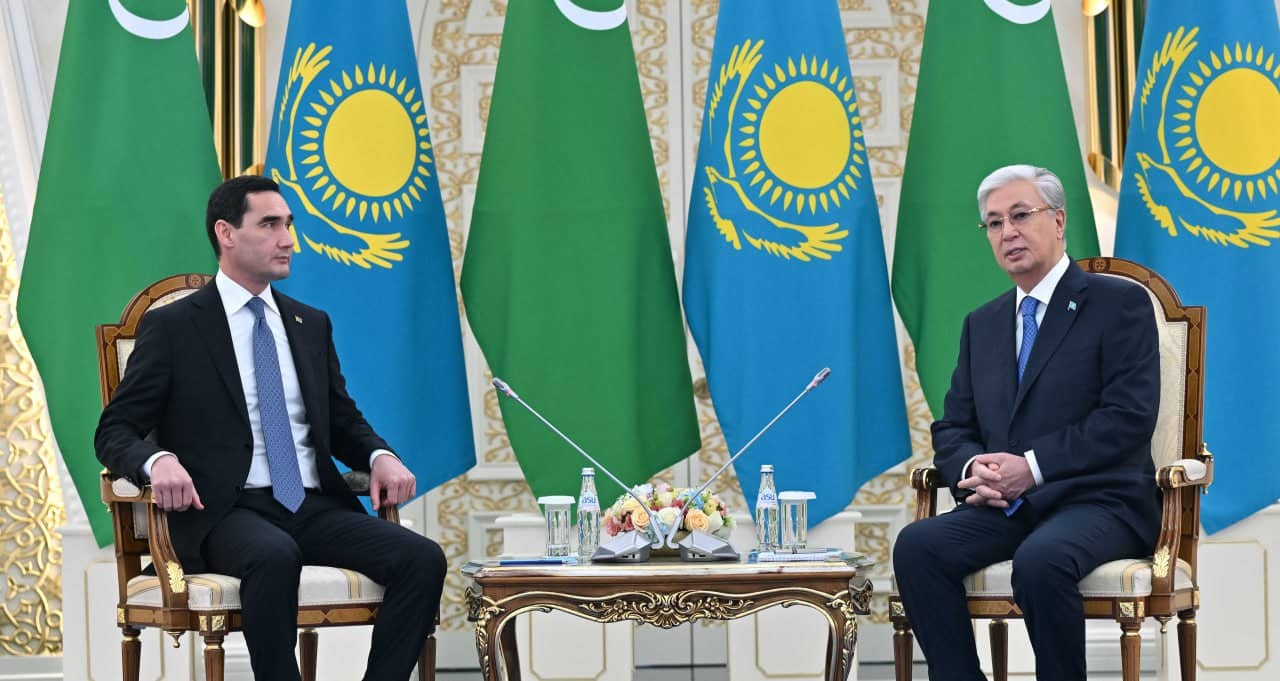 Мемлекет басшысы Түрікменстан Президентімен келіссөз жүргізді