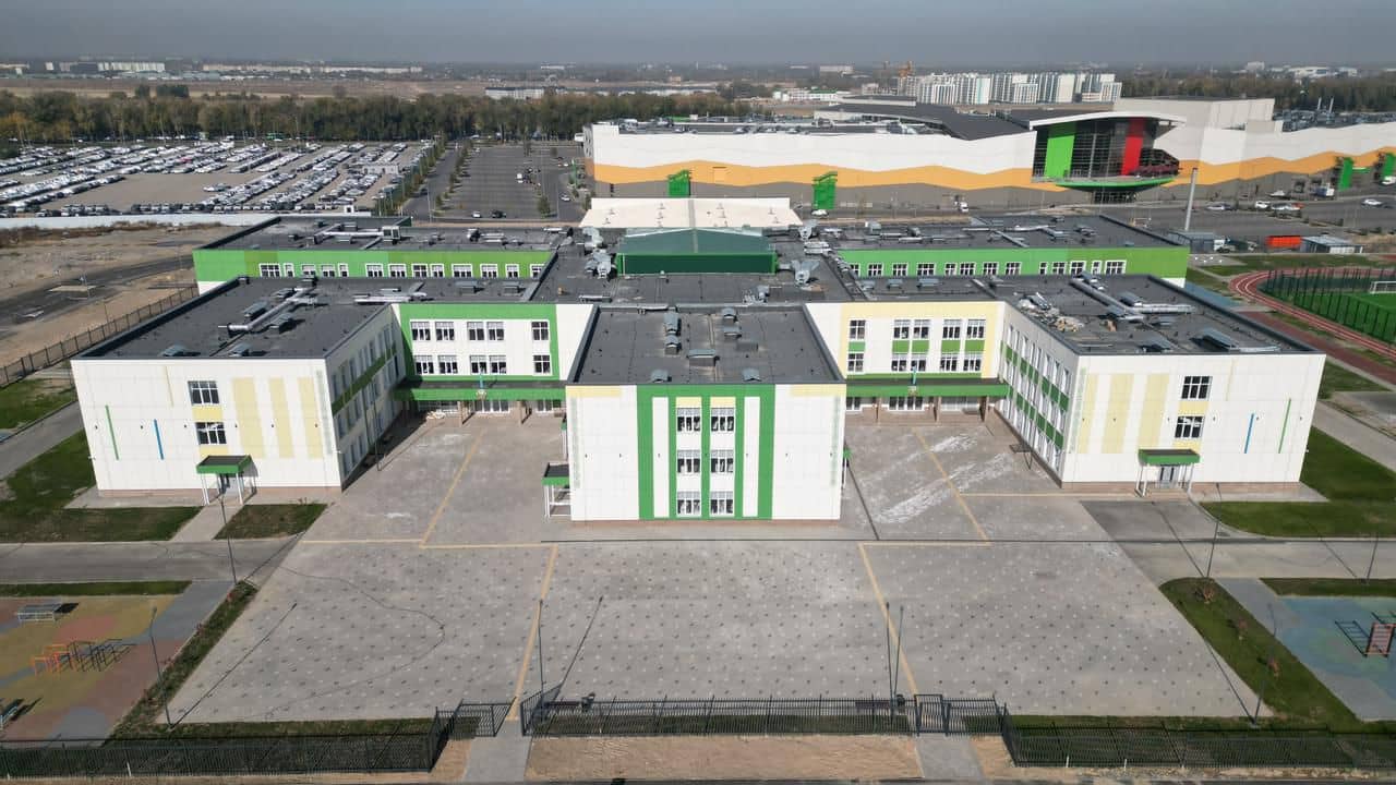 Алматының Медеу ауданында 4 мыңнан астам жаңа оқушы орны ашылып, мектептердегі артық жүктеме азаймақ