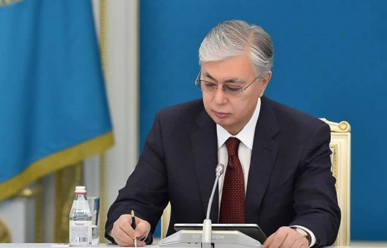 Тоқаев 2026 жылды жасанды интеллект жылы деп жариялау туралы Жарлыққа қол қойды