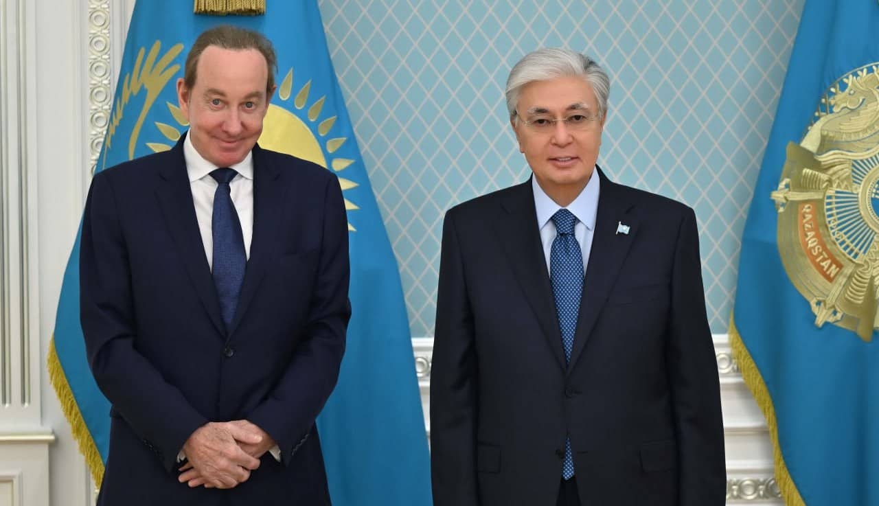 Тоқаев Air Astana компаниясының бас атқарушы директоры Питер Фостерді қабылдады