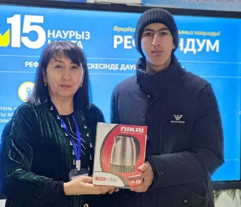 Түркістан облысында 135 адам туған күнінде референдумға қатысып, таңдау жасады