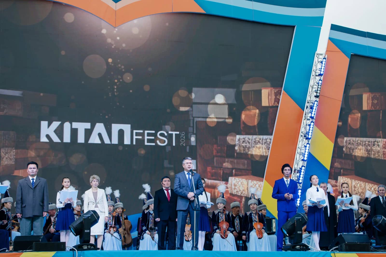 Атыраулық 8 000-нан астам адам «Кітап FEST» фестиваліне қатысты