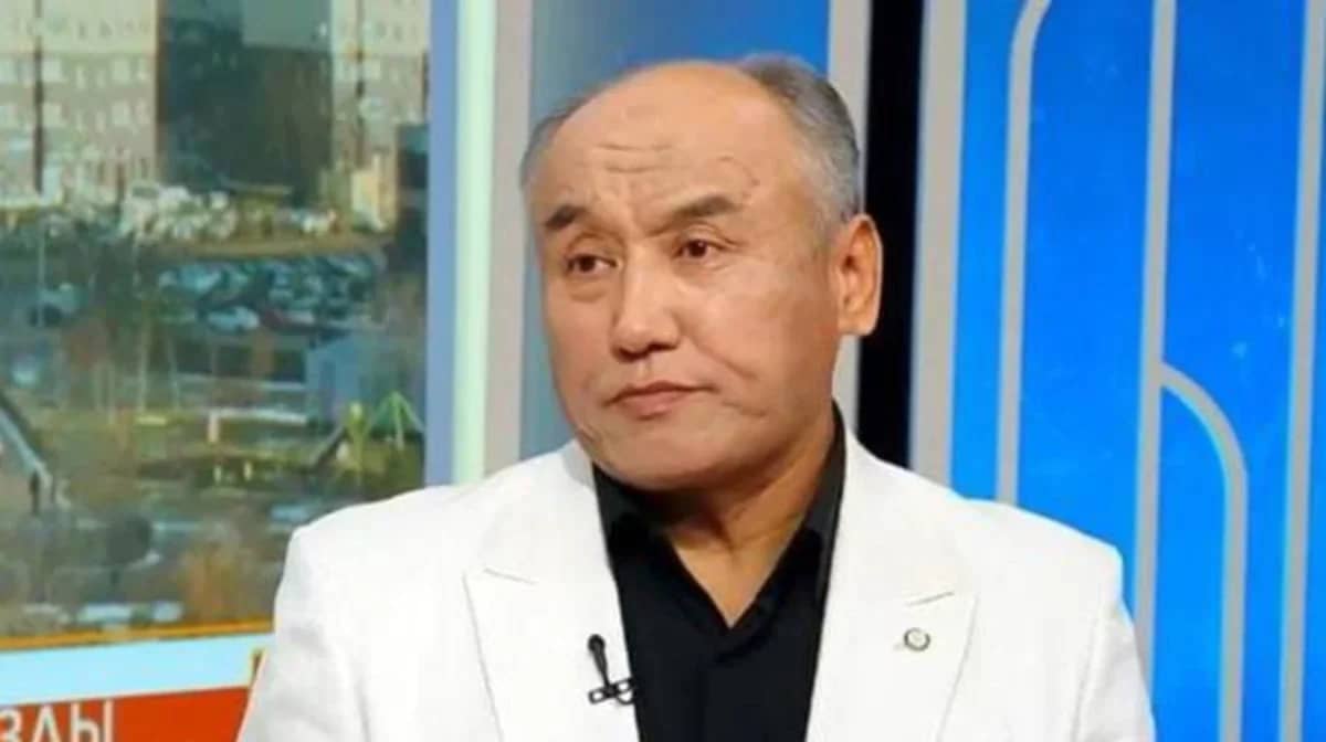 «Әйелім мен баламның қадірін білмедім»: Белгілі әнші өмірдегі өкінішін айтып, жан сырын ақтарды