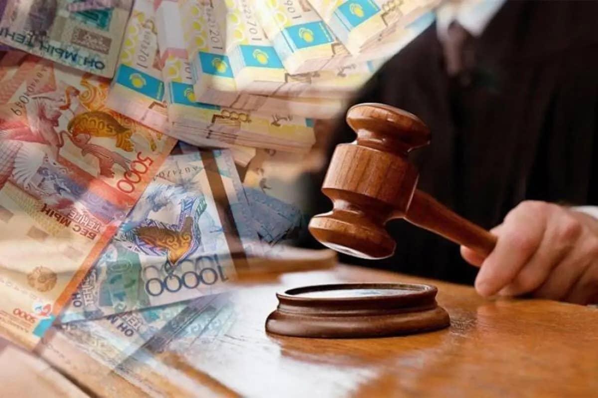 «Бір мың шенеунік сотқа тартылған»: Қазақстанда жемқорлықпен күресетін органдарда былыққа батқан