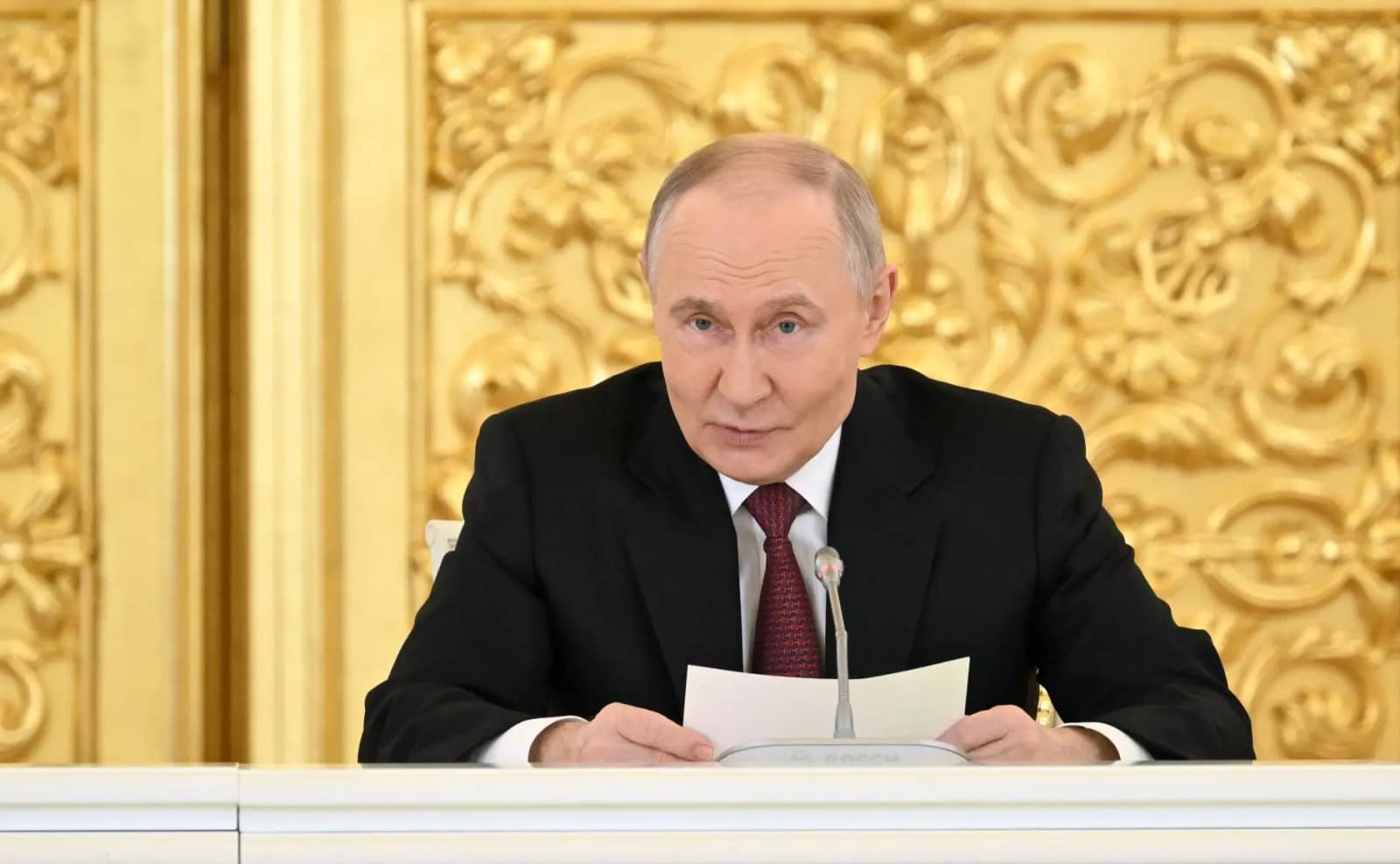 Путин Пасха мерекесіне орай Украинаға уақытша бітім жариялады