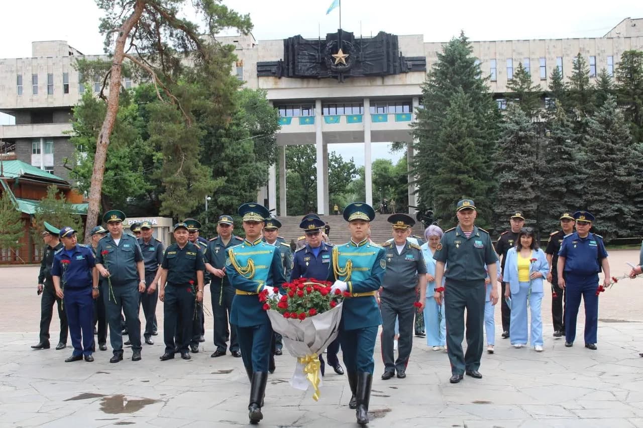 Алматыда патриоттық форум өтті: Ұлттық ұлан сарбаздарына ерекше сый жасалды