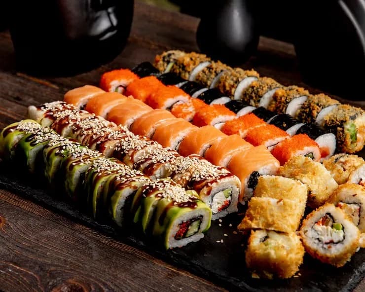 19 адам уланды: Боралдайда Sushi Time тамақтану орыны жабылды