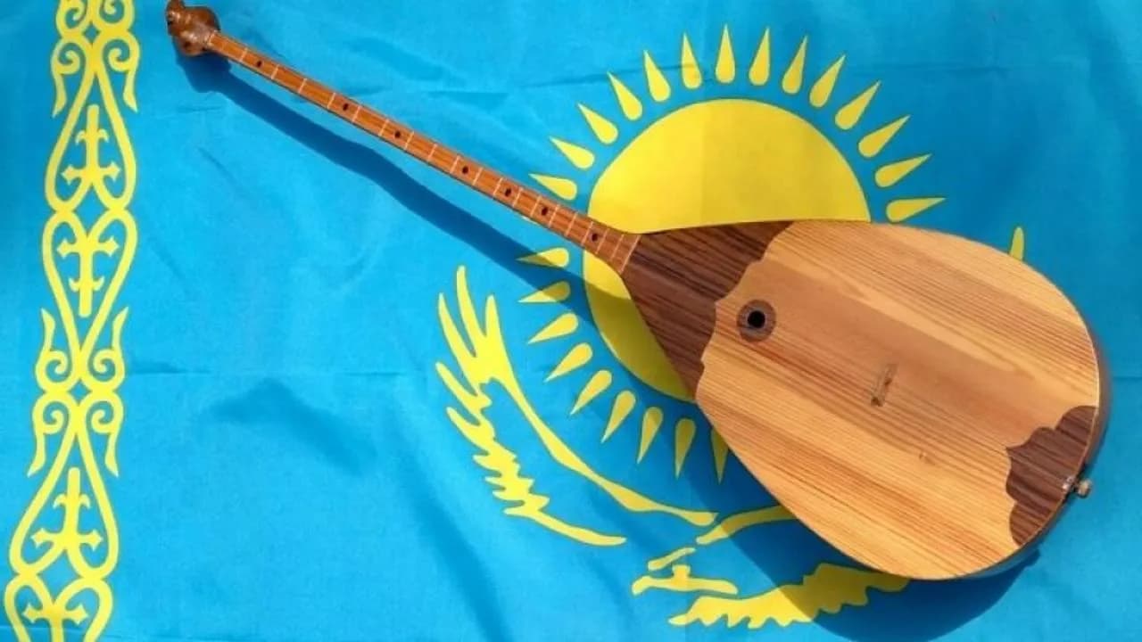 ЮНЕСКО басшылығы қазақстандықтарды Ұлттық домбыра күнімен құттықтады