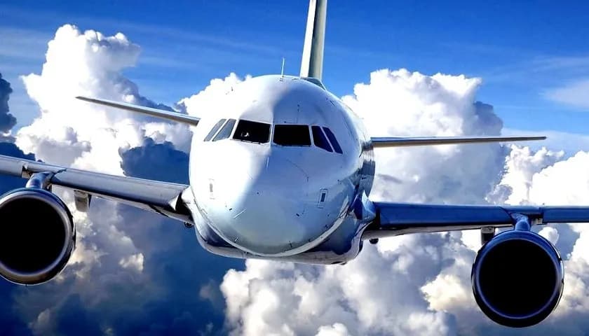 Ең қауіпсіз аспан: Қазақстан аспаныда күніне 1300 ұшақ ұшады