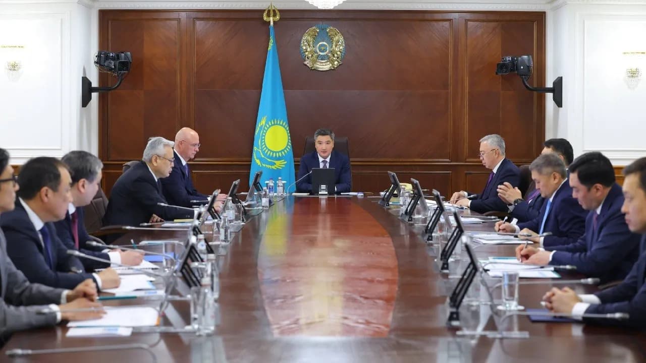Үкімет отырысында экономикаға жасанды интеллект енгізу мәселесі қаралды