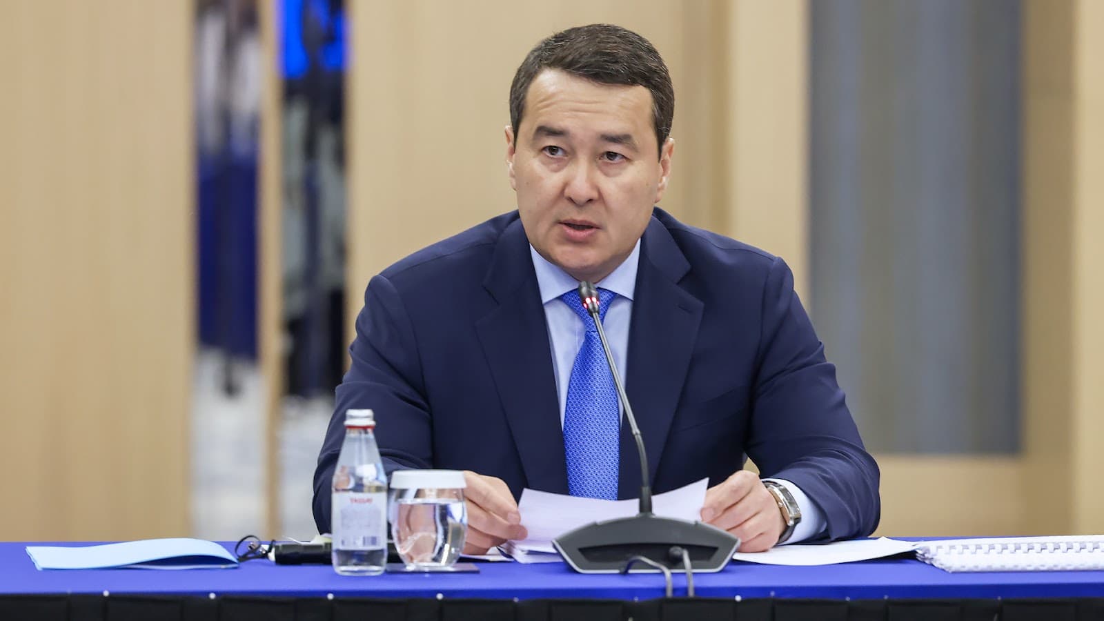 Үкімет басшысы жер сілкінісі туралы: «Уақытылы ақпараттандыру жүргізілмегендіктен жұрт дүрбелеңге түсті»