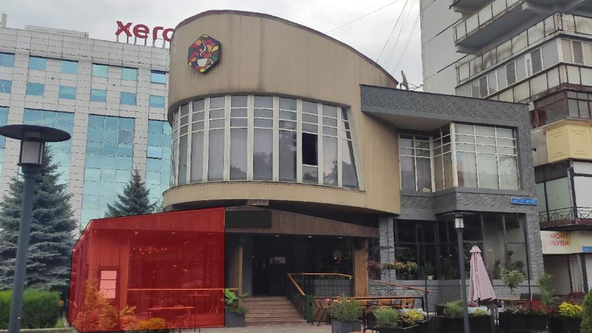 Алматыда заңсыз салынған ғимарат сот шешімімен сүріліп жатыр