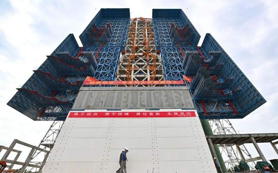 Қытай биыл ғарышқа 100 тарта жерсерігін ұшырады