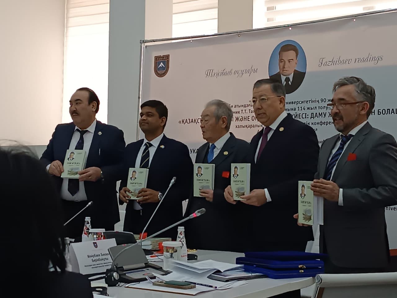 Кешегі мен бүгінгіні жалғастыру жасампаз ұлттың жарқын көрінісі – ғалым