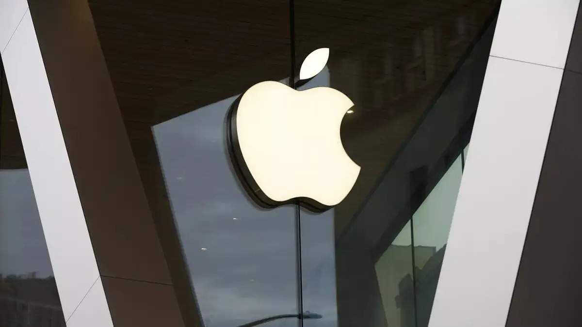 АҚШ Әділет министрлігі Apple-ді смартфондар нарығын монополиялады деп айыптайды