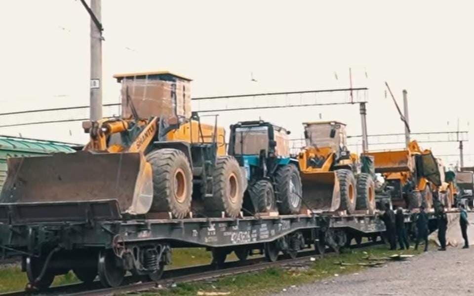 БҚО-ға су тасқынымен күреске бағытталған арнайы инженерлік техника жіберілді