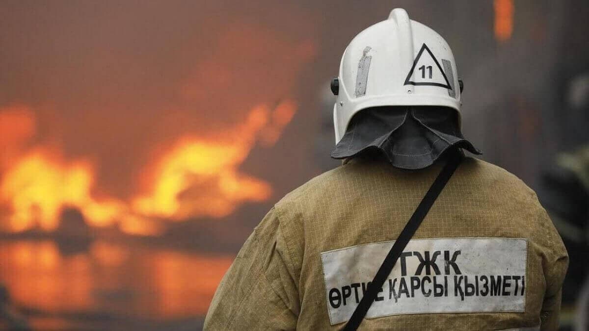 Павлодарда медициналық орталық өртенді