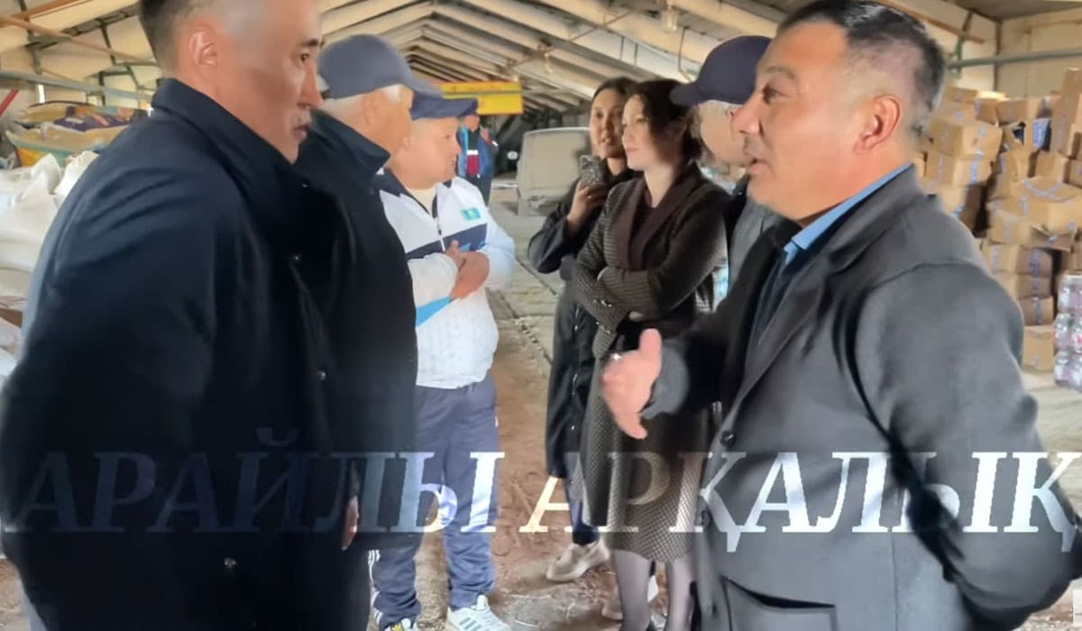 Екі вагон азық-түлік сасып кеткен: Қостанай облысының әкімдігі гуманитарлық көмекті 6 ай тығып ұстаған
