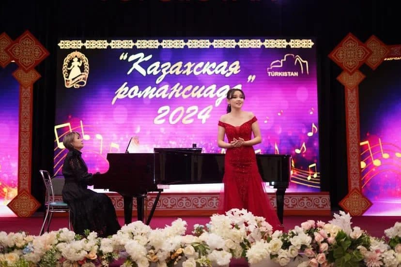 60 үміткер бақ сынайды: Түркістанда халықаралық байқау өтіп жатыр