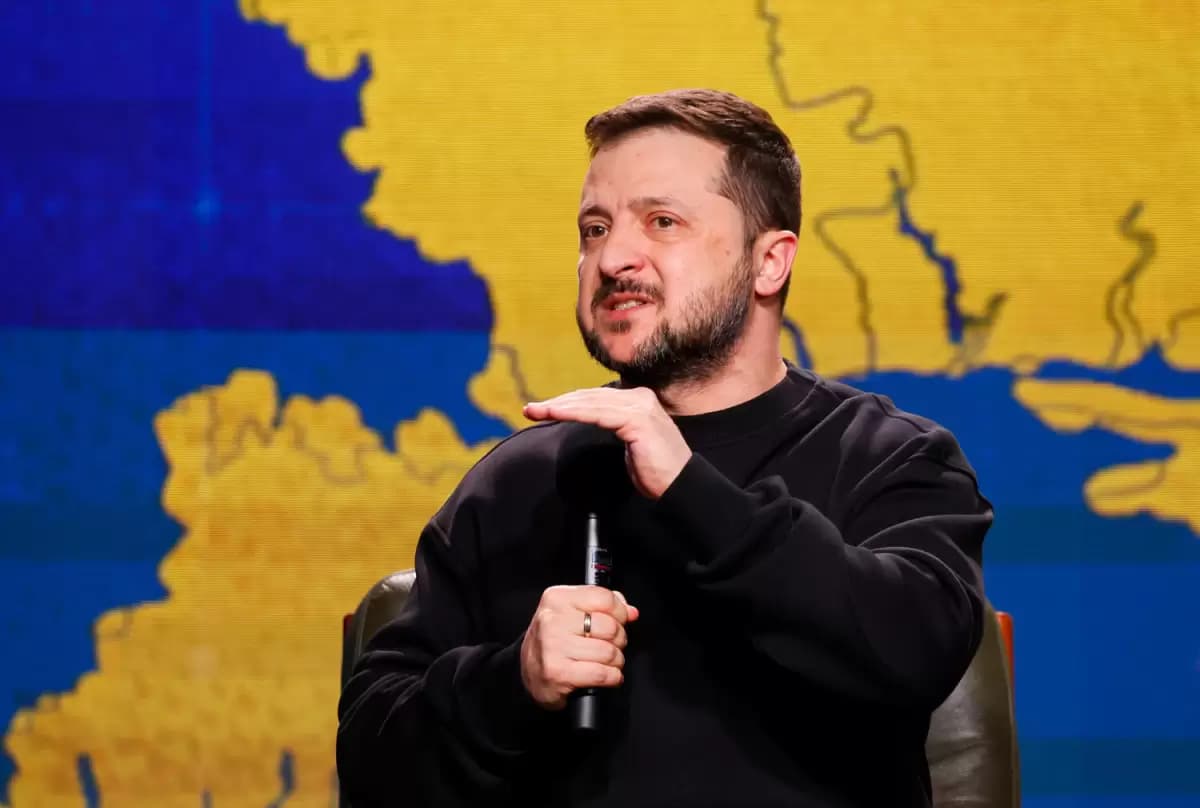 Киев Украинаның аумақтарын дипломатиялық жолмен қайтаруға дайын – Зеленский
