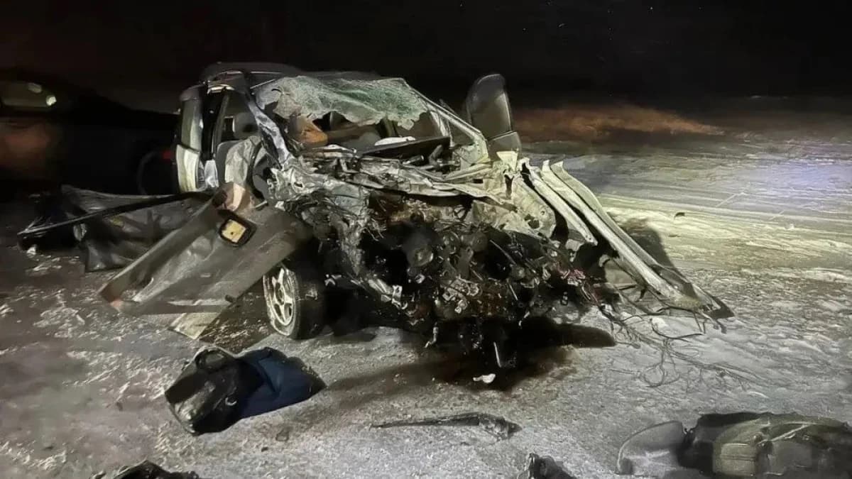 Жүргізуші жан тапсырды: Павлодарда қос көлік бетпе бет соқтығысты