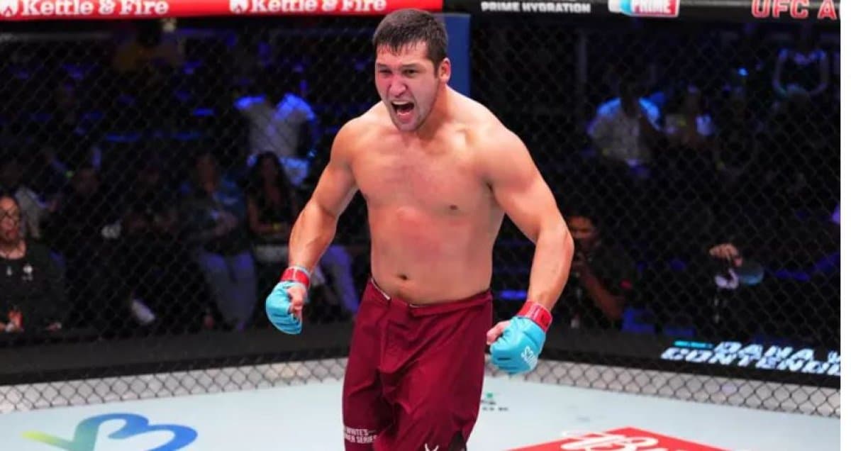 Нұрғожайдың жеңілісі: UFC турнирінде төбелескен қазақ жеңіліп қана қоймай, айыппұл алып қалды