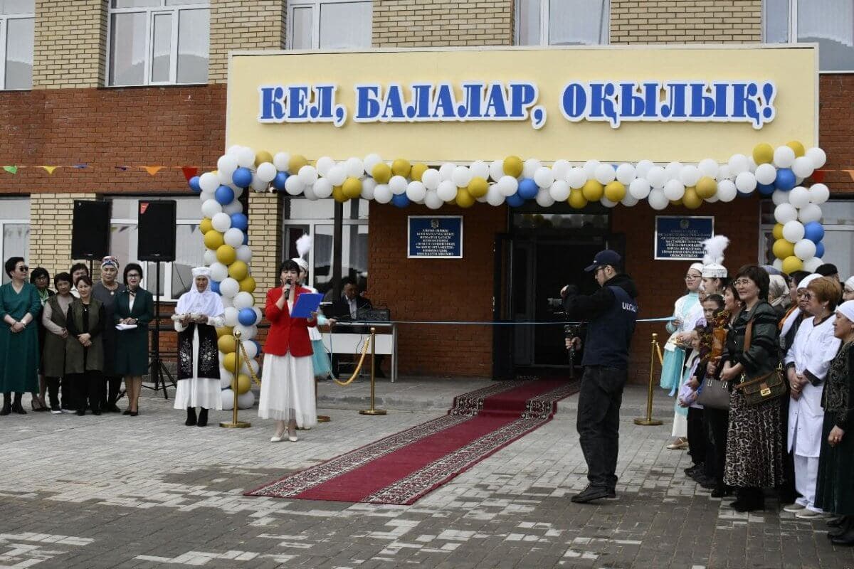 «Балалардың сапалы білім алуына бар күшімізді саламыз»: Ұлытау облысының әкімі жаңа мектептің ашылуына қатысты