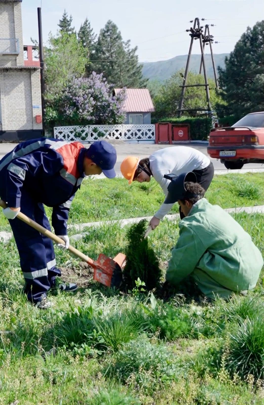 Есік қаласында «Жұмысшы мамандықтар аллеясы» ашылды