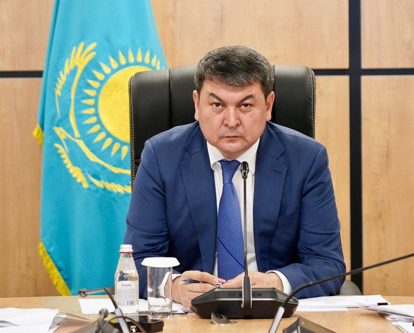 Түркістан облысы әкімінің орынбасары Нұрбол Тұрашбеков БАҚ қызметкерлерін кәсіби мерекесімен құттықтады