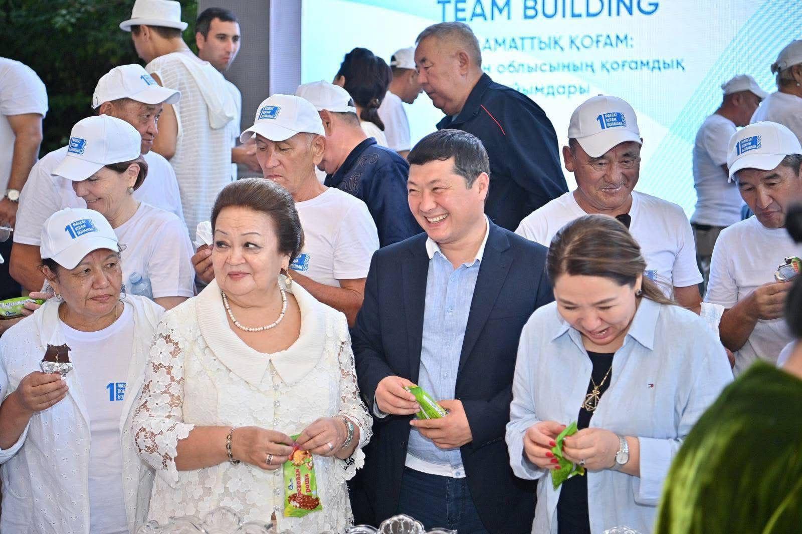Азаматтық қоғамды дамыту: Төлебиде ҮЕҰ арасында әріптестік нығайтылды